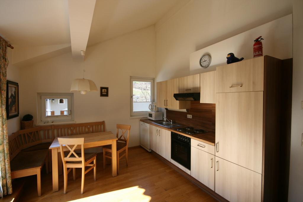 Appartements Zur Kapelle Kaprun Room photo